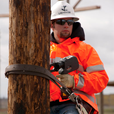 DON’T GET BURNED BY THE CONFUSION: A Safety Manager’s Guide to Understanding FR Rainwear